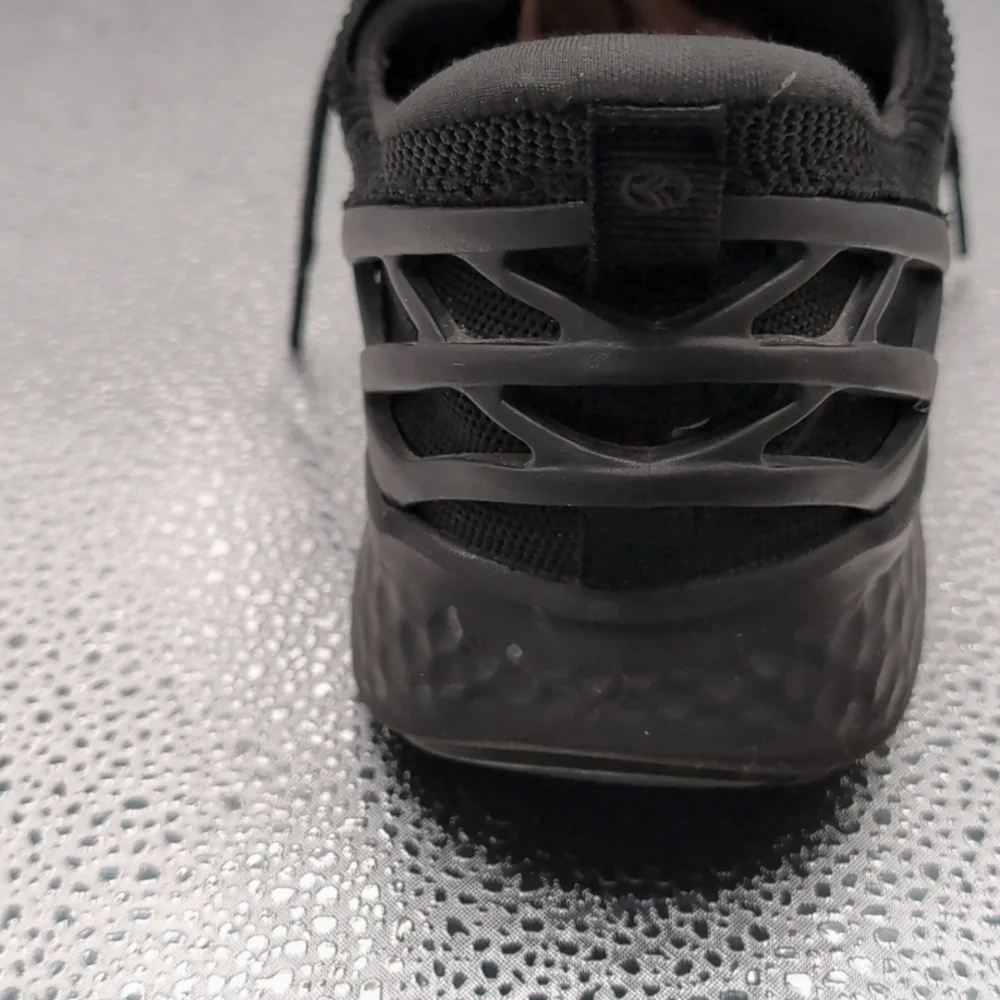 Kizik Athens Black Outsole Women's Athletic Sneaker Shoe Women's Size 10 Wide